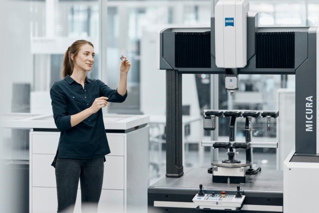 DM_20250822163405_002